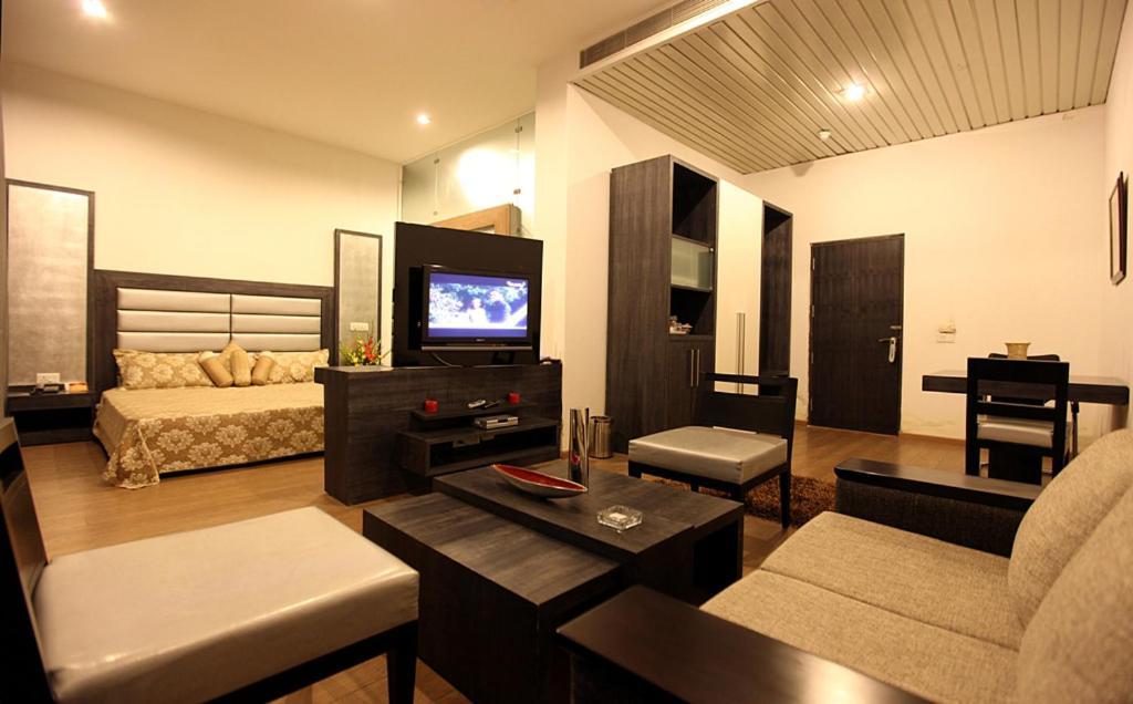 Hotel Chaupal By Casa Bella Gurgaon Esterno foto