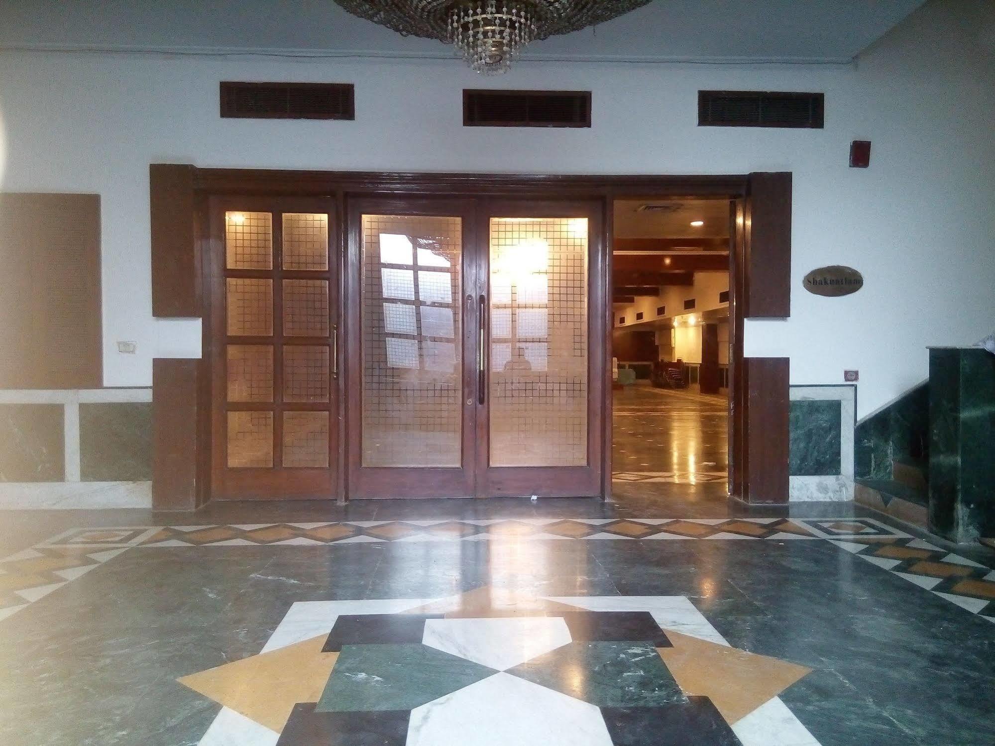 Hotel Chaupal By Casa Bella Gurgaon Esterno foto